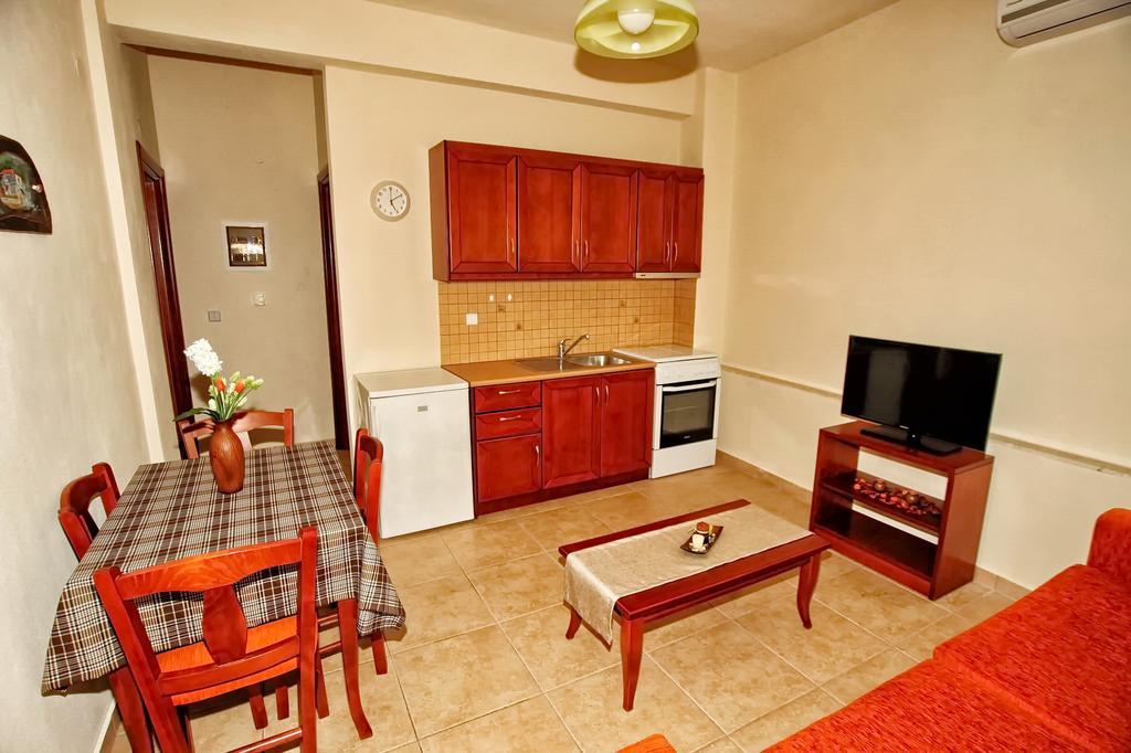Traditional Apartments Tsikrikonis Mirtofiton Экстерьер фото